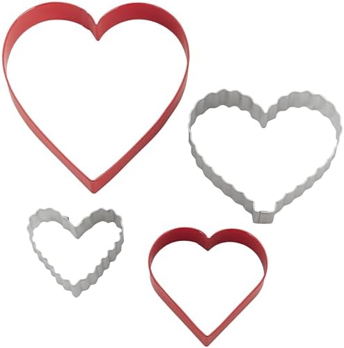 Wilton Nesting Hearts Cookie Cutter Set 4-Piece