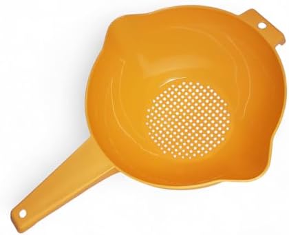 Tupperware 2 Quart Colander with Handle Orange