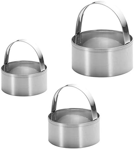 Sturdy stainless steel circle biscuit cutter set with handles