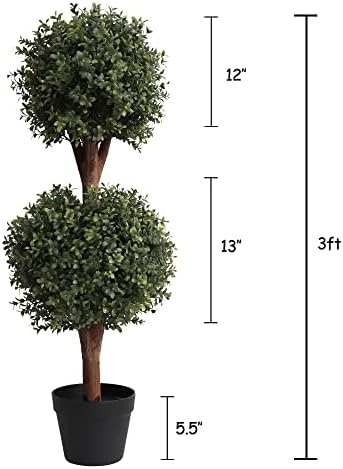 Impressive Realistic Outdoor Topiaries with UV Protection