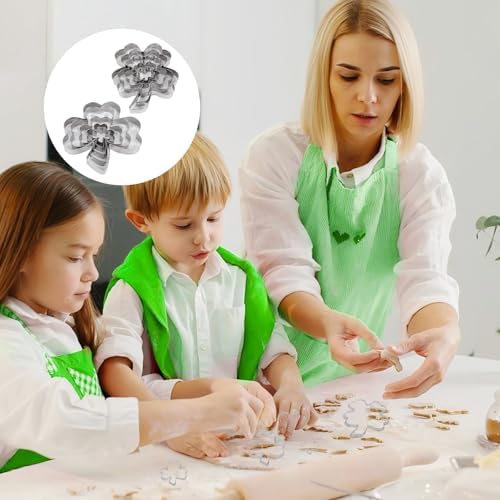 St Patricks Day Shamrock Cookie Cutter Set by Egypamid