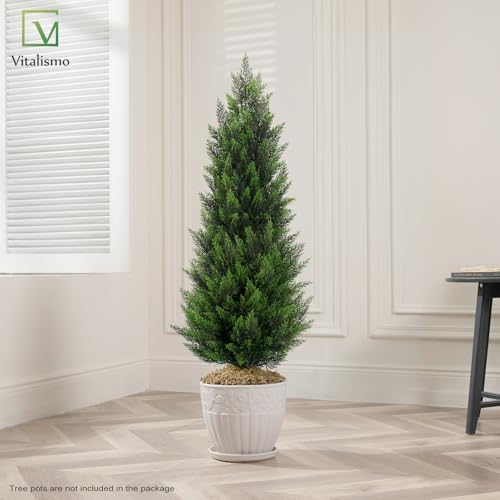 4 Ft Realistic Cedar Christmas Tree Topiary
