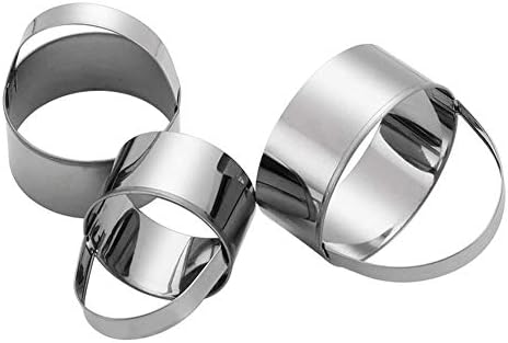 Sturdy stainless steel circle biscuit cutter set with handles