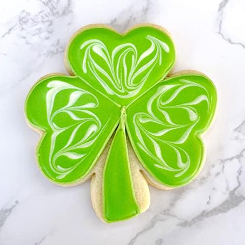 Ann Clark Small Shamrock Cookie Cutter - Celebrate Irish Traditions