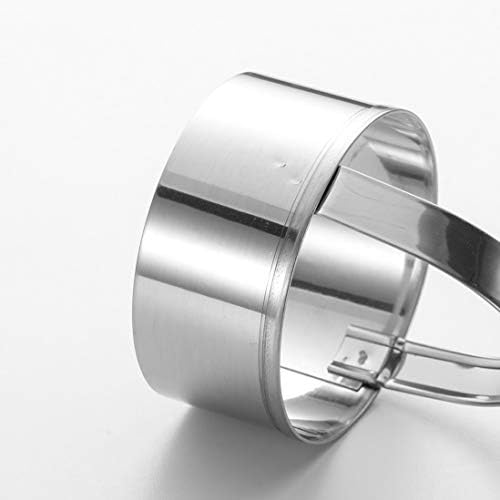 Sturdy stainless steel circle biscuit cutter set with handles