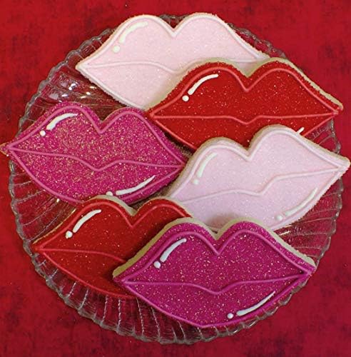 Ann Clark Lips Kiss Cookie Cutter