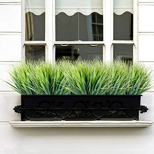 30-Pack Synthetic Grass Set with Realistic Faux Plants
