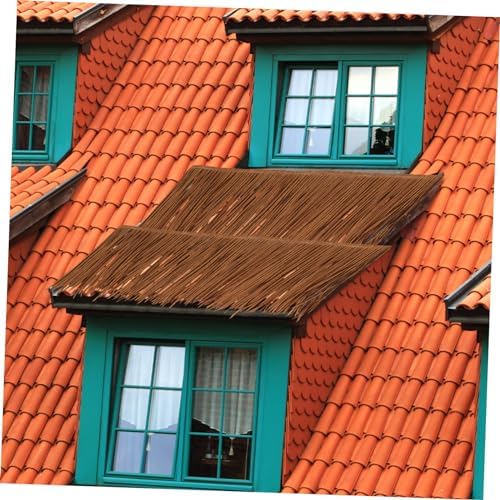 Mikikit straw tile wall
