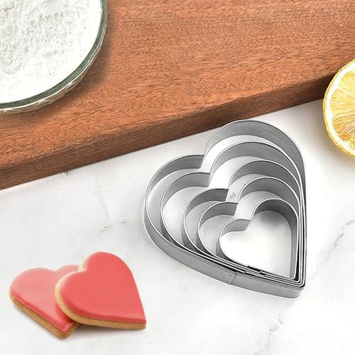 YomiFamily Heart Cookie Cutter 5 Piece Set Delightful Baking tool