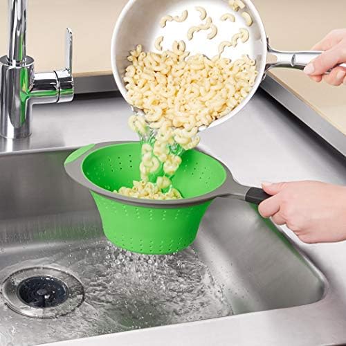 OXO Good Grips 2-quart silicone colander
