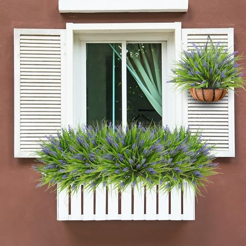 Massive Outdoor Artificial Plants