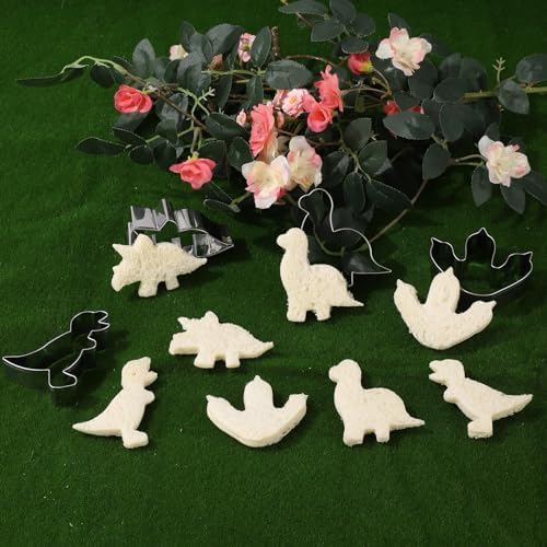 Cut Cook with Dinosaurs