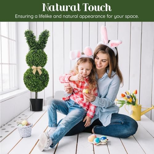 CUTE RABBIT TOPIARIES FOR YOUR DECOR