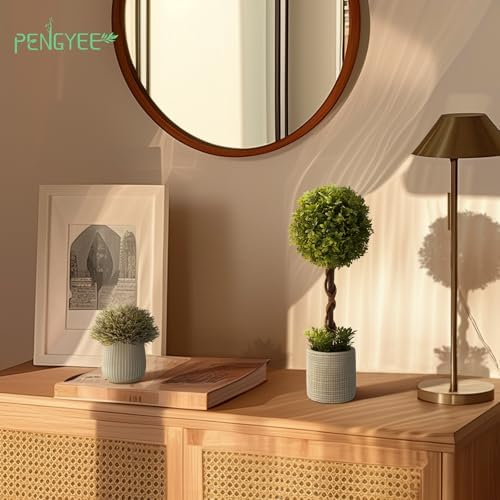 Sturdy Boxwood Topiaries Decor 3-Pack